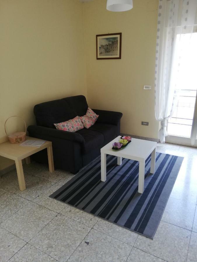 קסטלפטרוסו Casa Ester מראה חיצוני תמונה