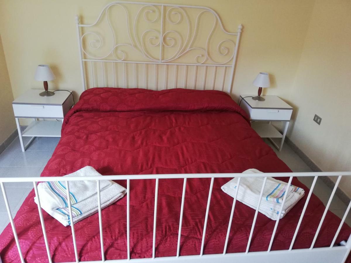קסטלפטרוסו Casa Ester מראה חיצוני תמונה